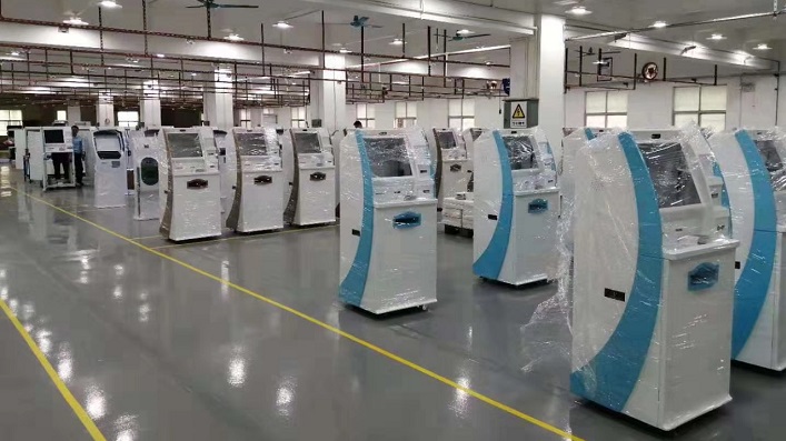 觸摸廣告機(jī)廠家：觸摸一體機(jī)被廣泛應(yīng)用到哪些行業(yè)